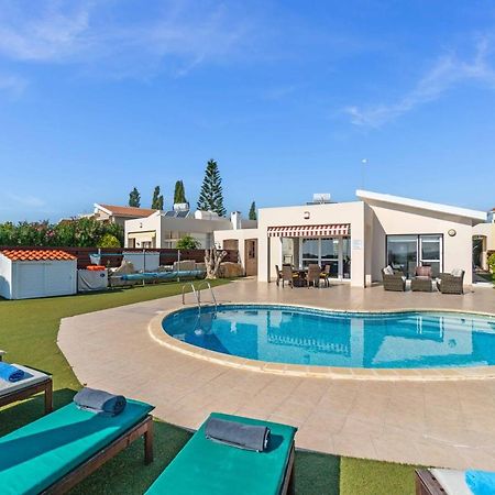 Villa Marina Sunrise By Ezoria Villas Coral Bay Esterno foto