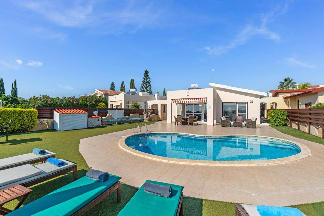 Villa Marina Sunrise By Ezoria Villas Coral Bay Esterno foto